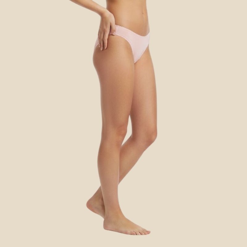 Invisible Sculpt Shortie